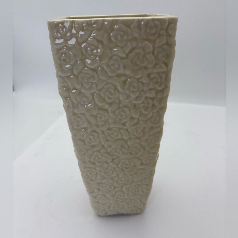 Tall Cream Flower-Embossed Planter or Vase -Heavy - Picture 4 of 14